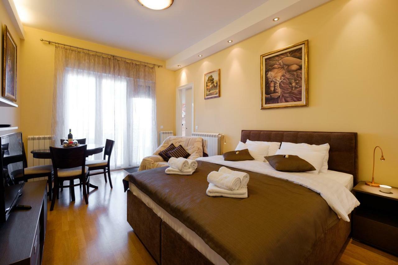Ferienwohnung Jolie Belgrad Exterior foto