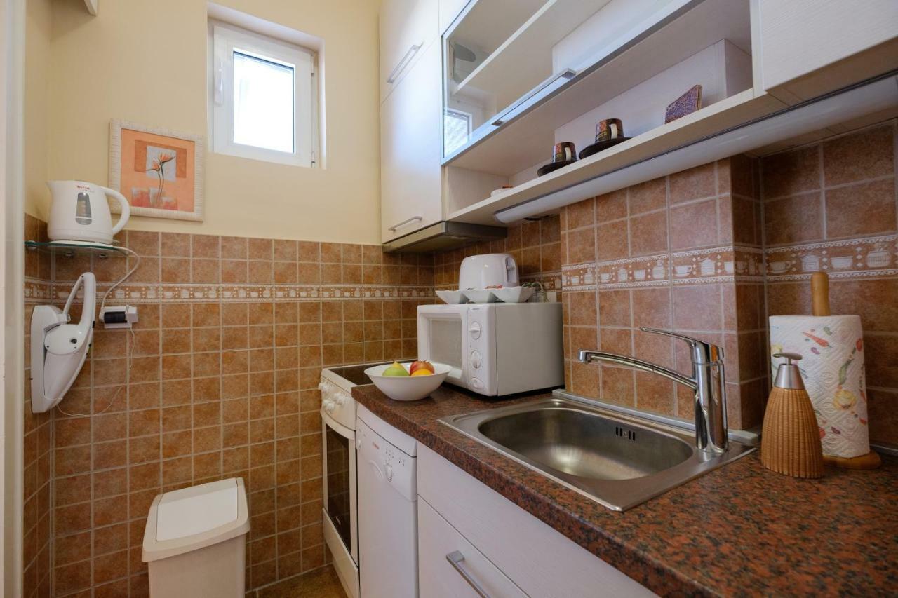 Ferienwohnung Jolie Belgrad Exterior foto